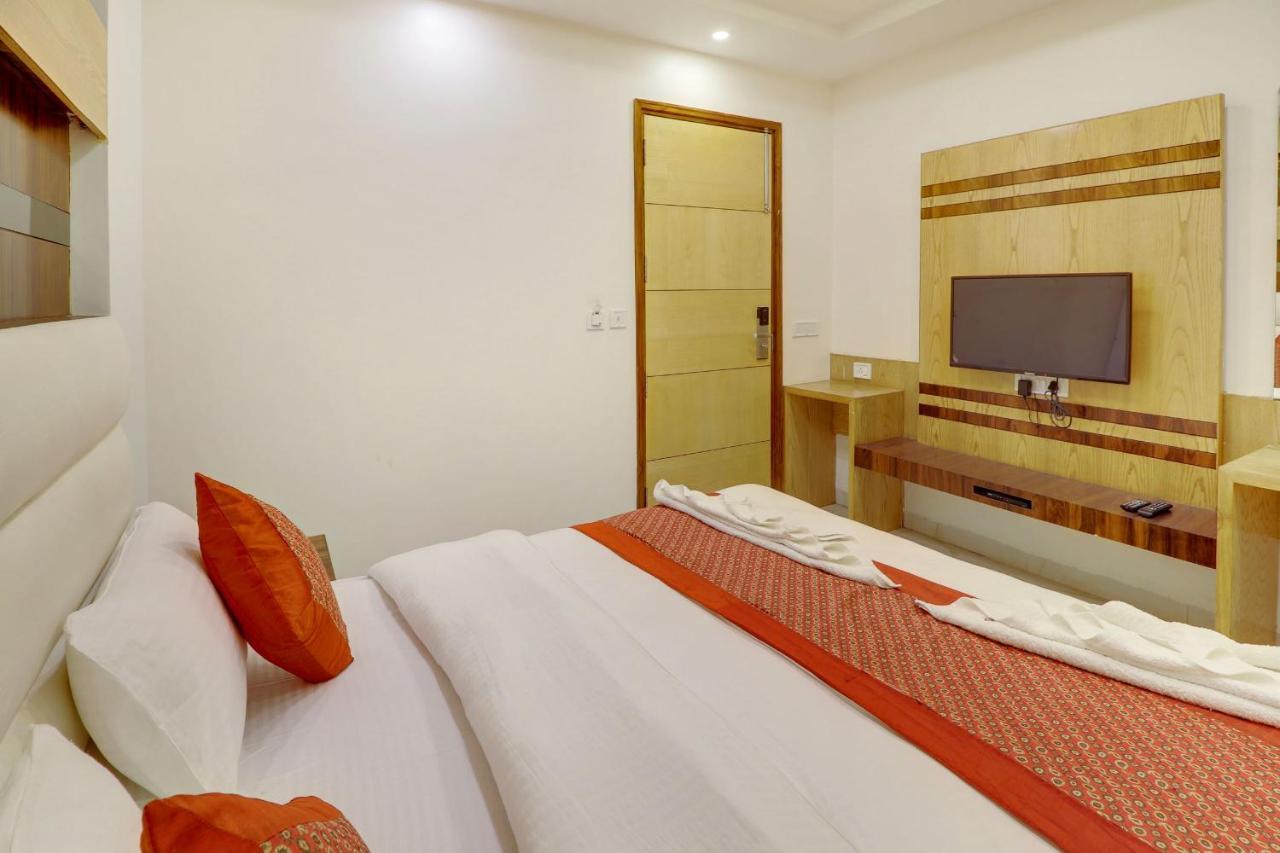Hotel York Legacy -3 Minutes Walk From New Delhi Railway Station 'The 5 Star Ambience' Newly Built Ngoại thất bức ảnh