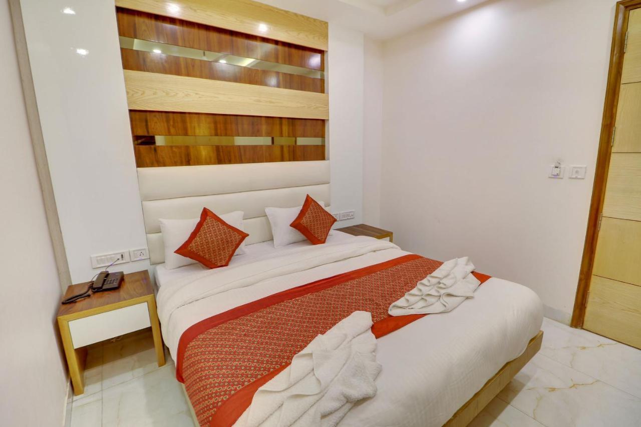 Hotel York Legacy -3 Minutes Walk From New Delhi Railway Station 'The 5 Star Ambience' Newly Built Ngoại thất bức ảnh