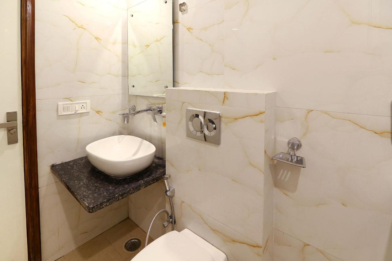 Hotel York Legacy -3 Minutes Walk From New Delhi Railway Station 'The 5 Star Ambience' Newly Built Ngoại thất bức ảnh
