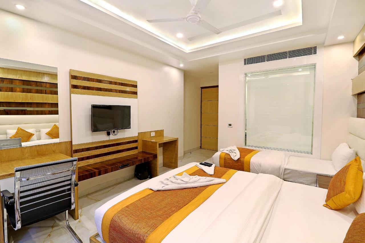 Hotel York Legacy -3 Minutes Walk From New Delhi Railway Station 'The 5 Star Ambience' Newly Built Ngoại thất bức ảnh
